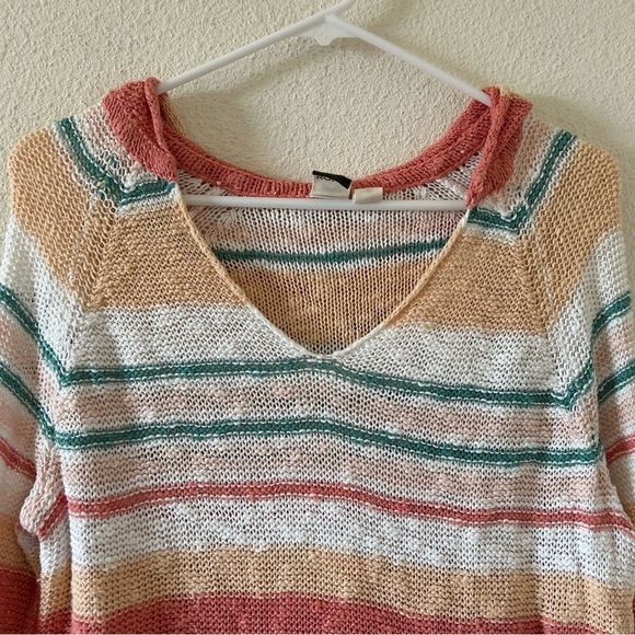 Roxy Women’s Knit Pull Over Hoodie Small Beachy Vacation surf Coverup Cruise - Picture 3 of 13